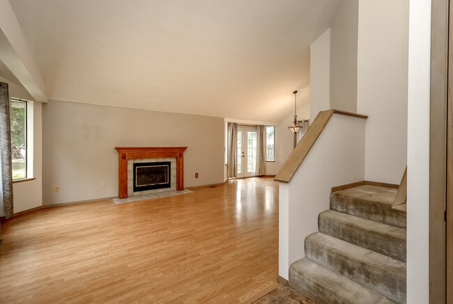 Photo - 3223 S 372nd St