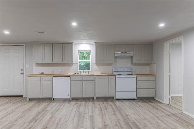 Photo - 209 Pecan St