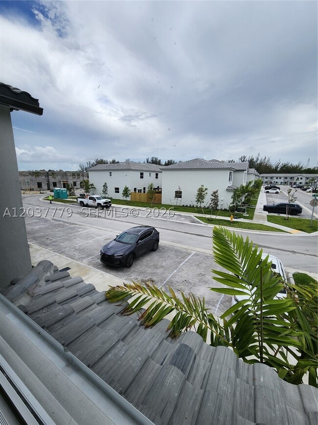 Photo - 263 NW 11th St