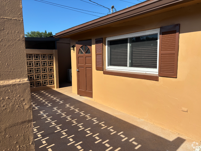 Building Photo - 453 D St Rental