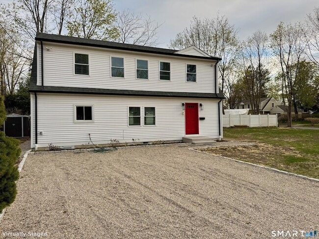 Building Photo - 6 Stevens Rd