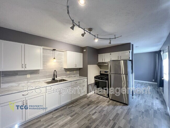 Photo - 1918 Ottawa Ave