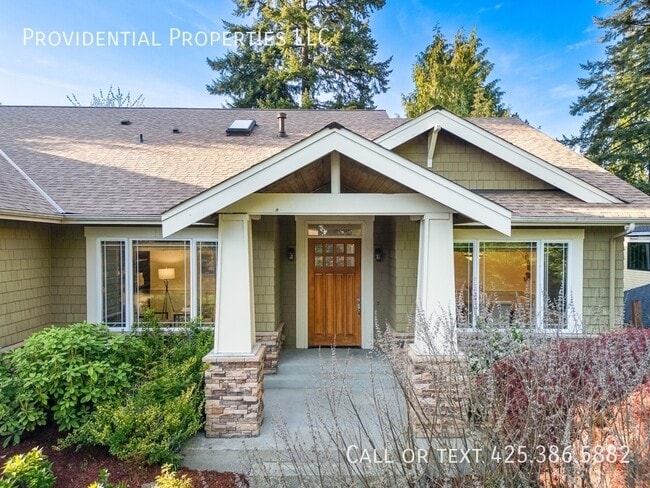 Building Photo - 10026 NE 22nd St