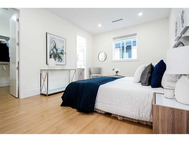 Photo - Main House-14742 62A AVENUE