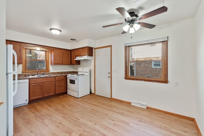 Photo - 11635 W Diane Dr Townhome