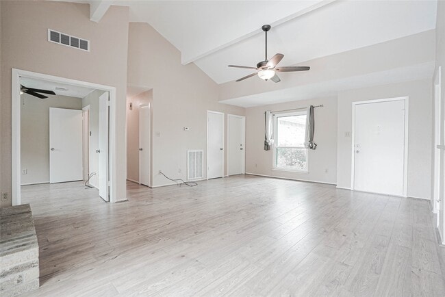 Photo - 1103 W Brompton Dr