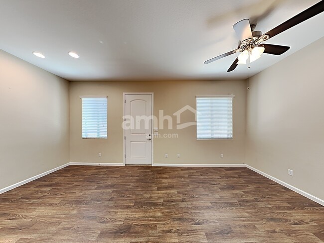 Photo - 20025 N 20th St