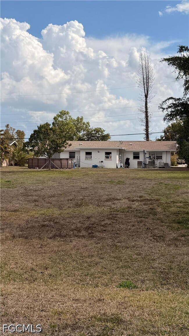 317 Tarpon Dr