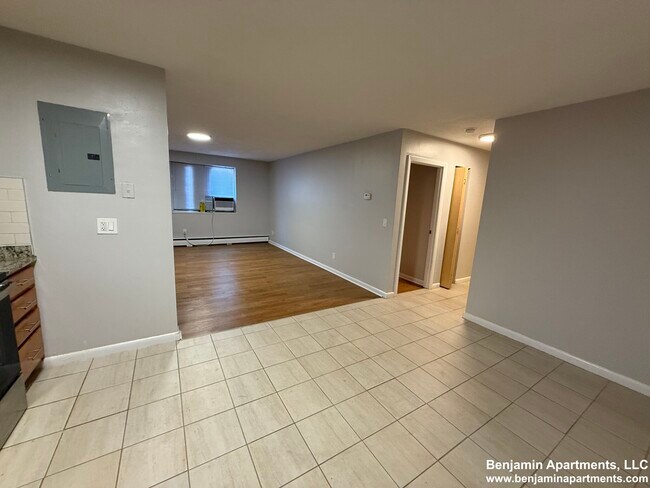 Photo - 209 Babcock St Unidad 1d