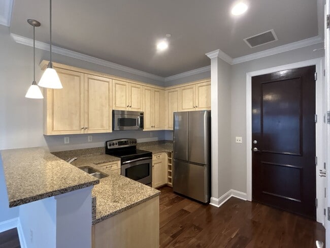 Photo - 230 S Tryon St