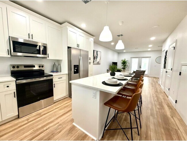 Photo - 8108 N Greenwood Ave