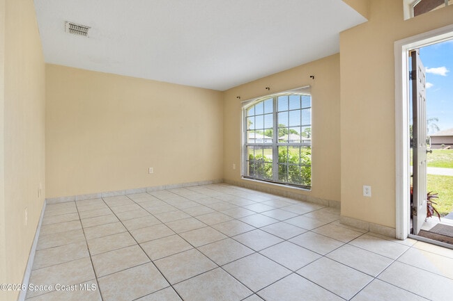 Photo - 1406 Martinez St SE