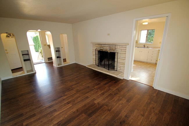 Photo - SPACIOUS, UPDATED 7 BEDROOM, 3 BATH, 2 KIT...