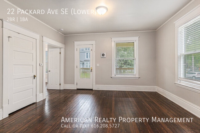 Photo - 22 Packard Ave SE