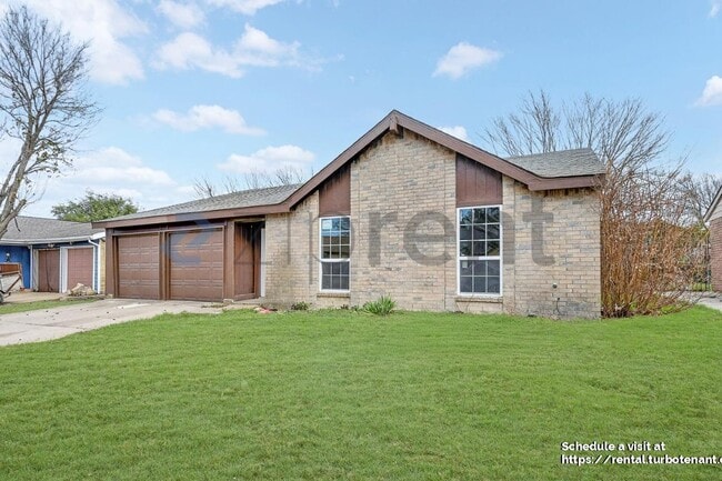 Photo - 2505 Clearwood Dr