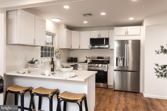 Photo - 16742 Ridge Rd