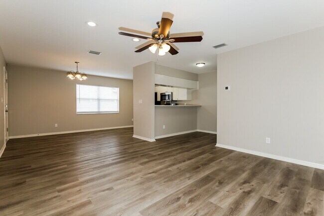 Photo - 9804 N Connechusett Rd