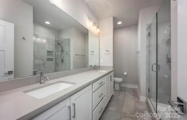 Photo - 2118 Bryant Park Dr