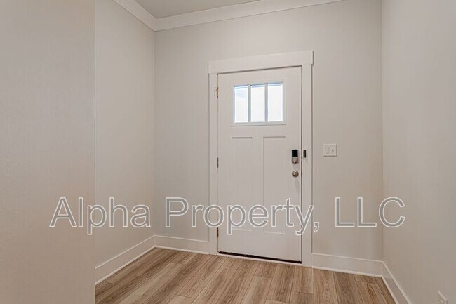 Photo - 30 Mardale Ln
