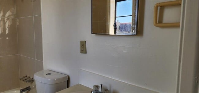 Photo - 15 S Main St Unit 3