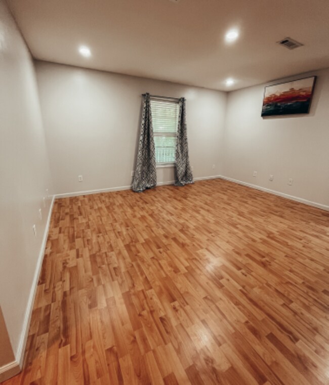 Photo - 214 Church Ave Unit B