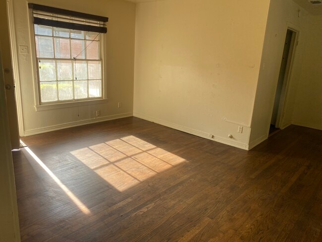 Photo - 5603 Winton St Unit Duplex