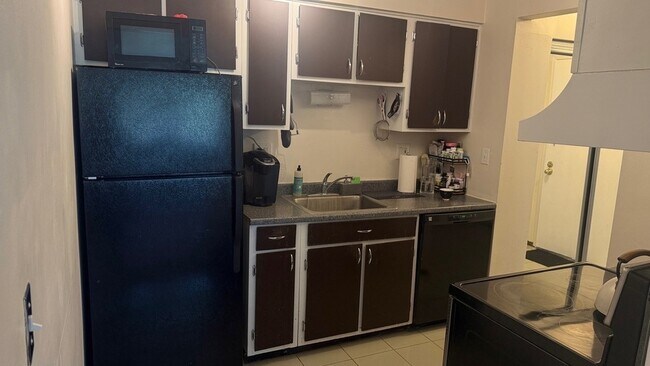 Photo - 650 Perrie Dr Unit 101