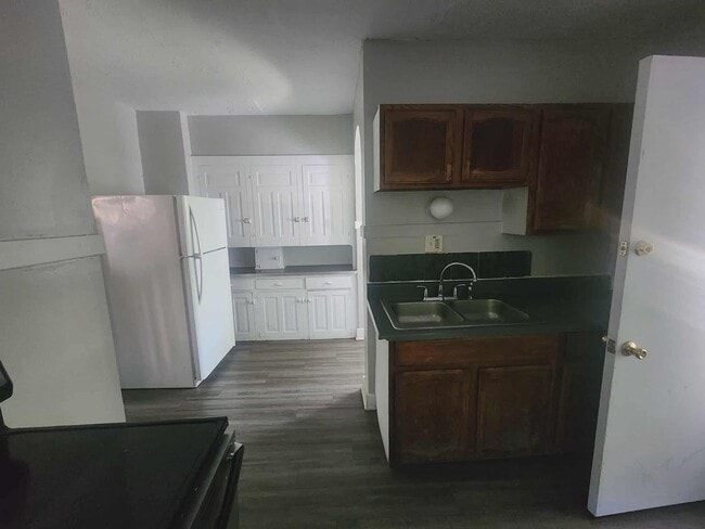 Photo - 1105-1107 Grafton Ave Unit 1107