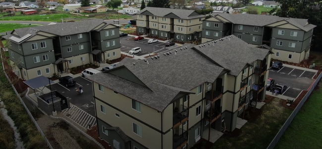 Applegate Landing Apartments
