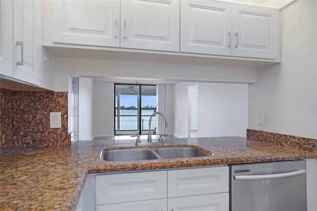 Photo - 109 Lake Emerald Dr Unit 110