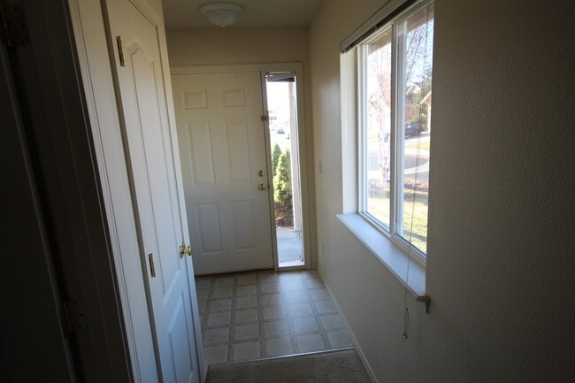 Photo - mar235 Unit A