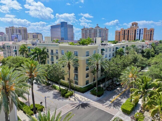 Building Photo - 630 S Sapodilla Ave Unit 317 Rental
