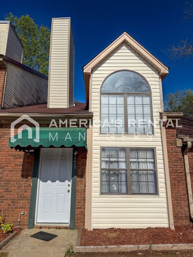 Photo - 1219 Magnolia Pl