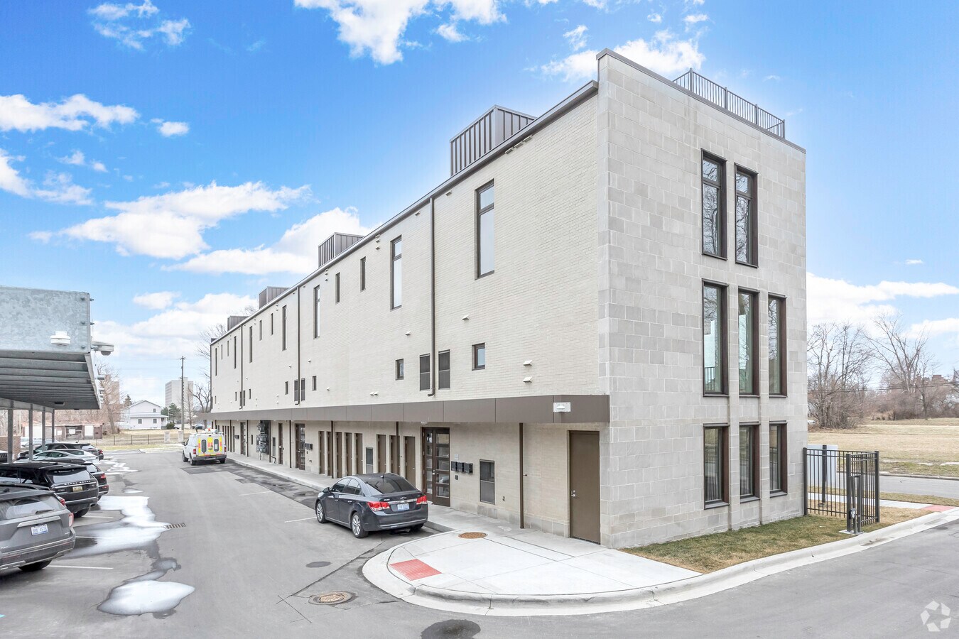 1450 Townsend St - Saint Charles Residences