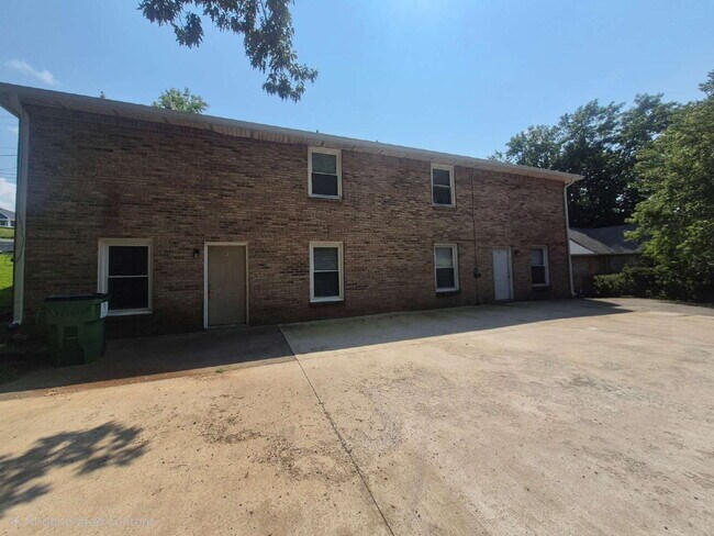 Photo - 83C LAWN STREET