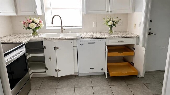 Photo - 4575 Cove Cir Unidad 703