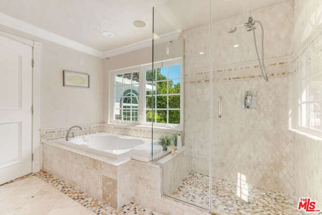 Photo - 4507 Balboa Ave