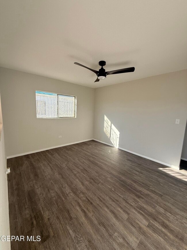 Photo - 4405 Durazno Ave