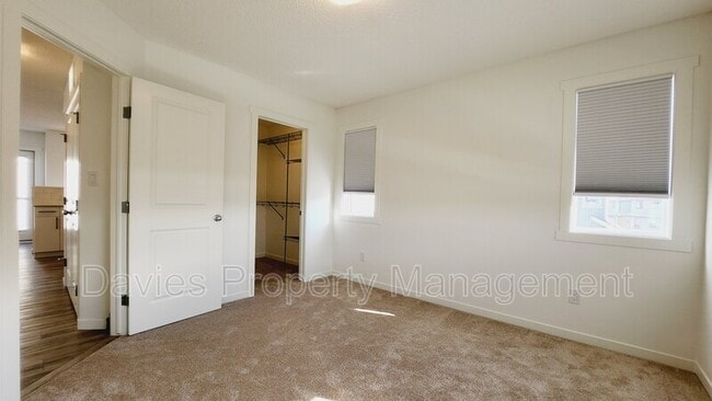 Photo - 1530 Tamarack Blvd NW