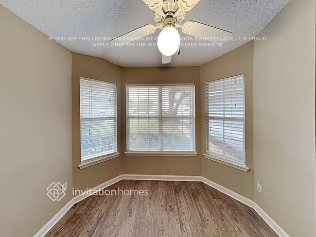 Photo - 1369 Shootingstar Ln
