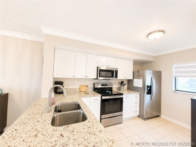7430 S Ocean Dr Unit 220