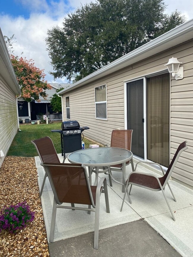 Photo - Warm and Inviting ANNUAL or SEASONAL 2 + 2 Turnkey Patio Villa in The Village of Mallory