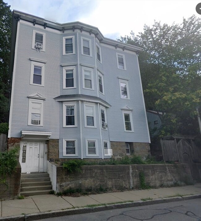 Photo - 149 Fisher Ave Unidad 2
