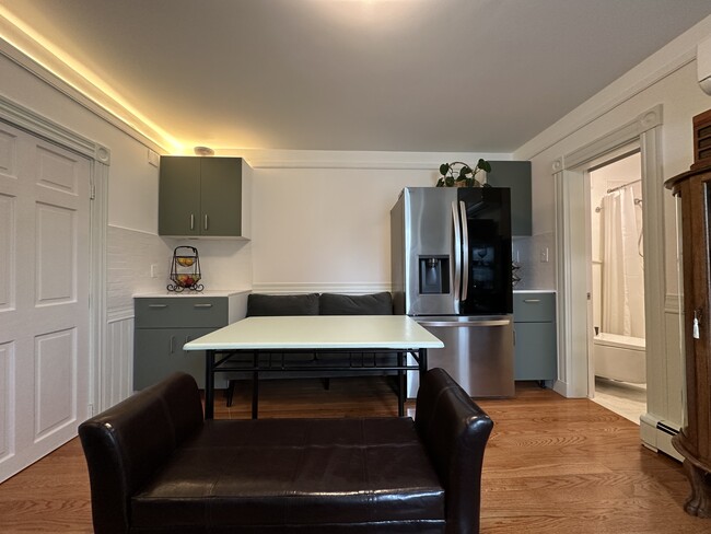 8 Fulkerson St Unit 2R