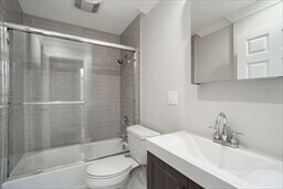 Photo - 841 Parker St Unidad U202