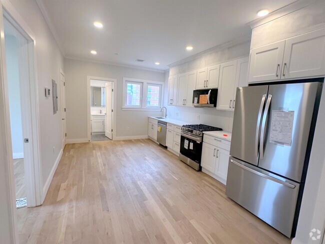 Building Photo - 47 Gore St Unit 3 Rental