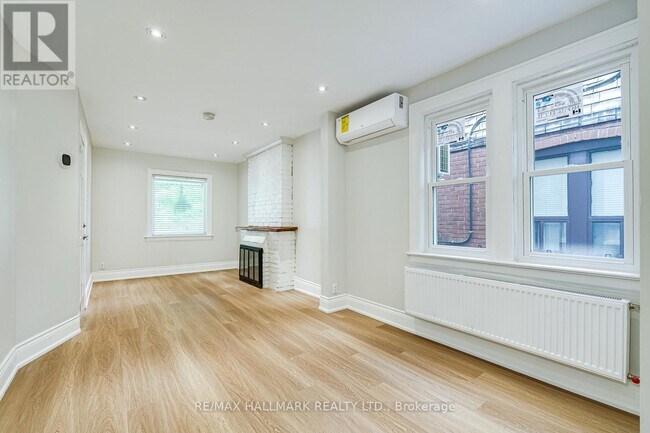 Photo - 229 Kingston Rd