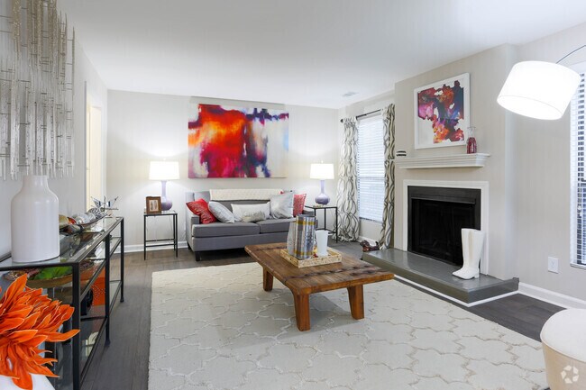 2BR, 2BA - 1,350 SF - The Reserve at Ridgewood
