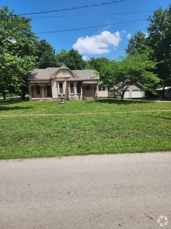 Building Photo - 524 Juniatta St Rental