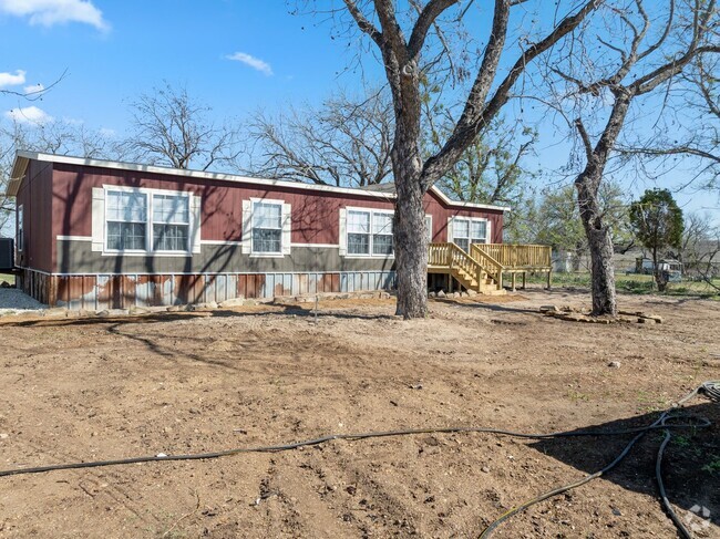 Building Photo - 3/2 Mobile Home on Half Acre in Adamsville